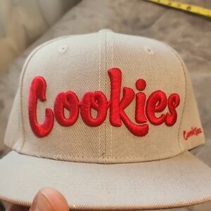 Cookies Beige Cap with Red Logo